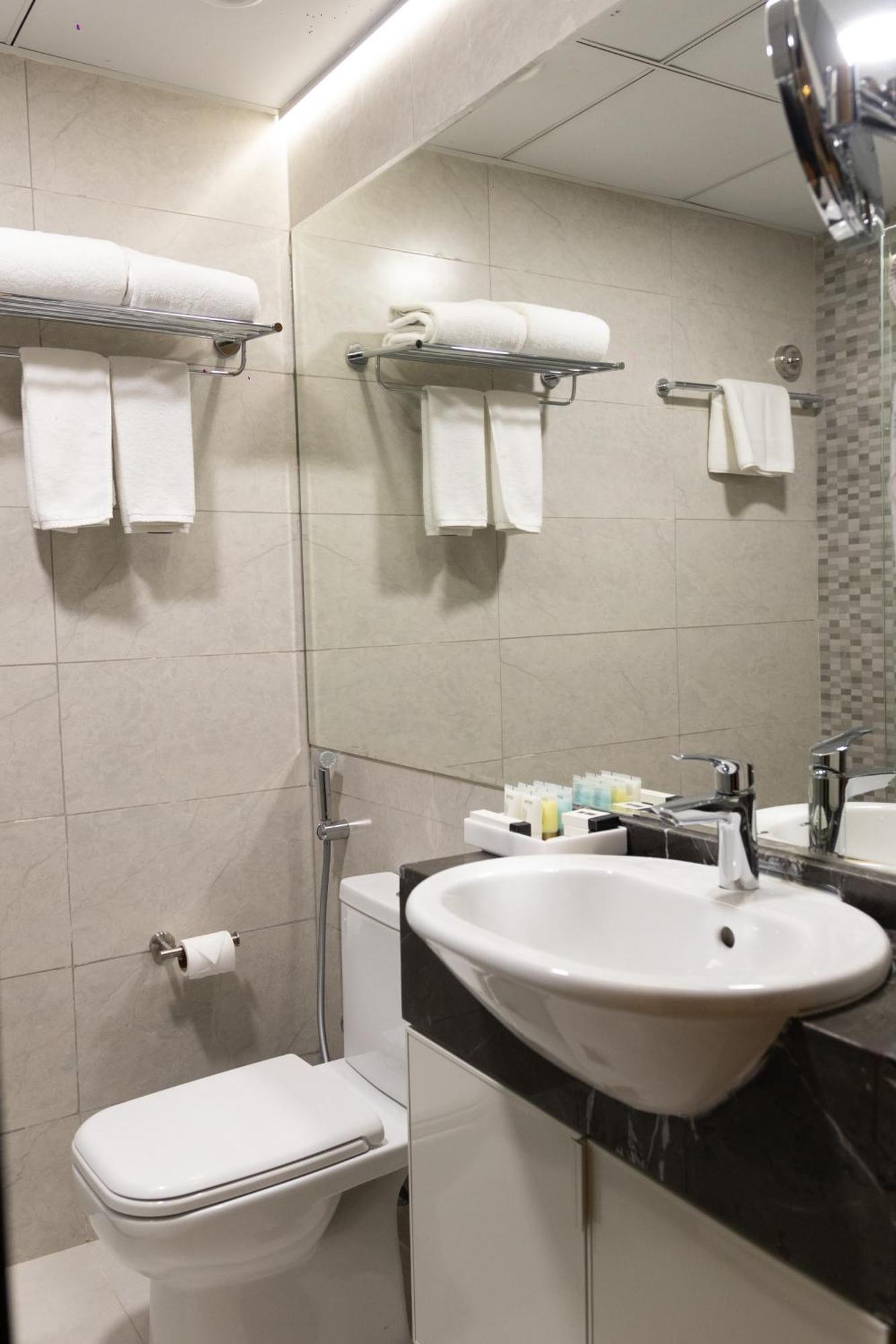 Vendome Plaza Hotel دبي المظهر الخارجي الصورة