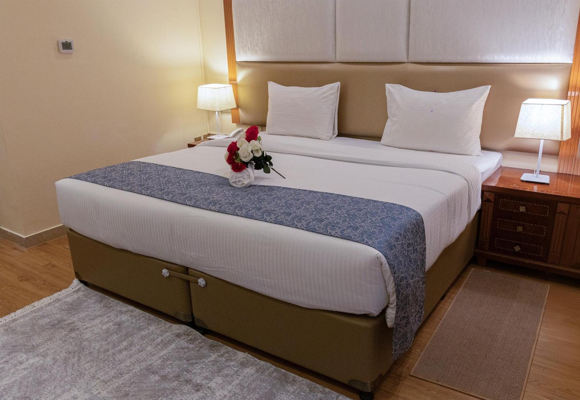 Vendome Plaza Hotel دبي المظهر الخارجي الصورة