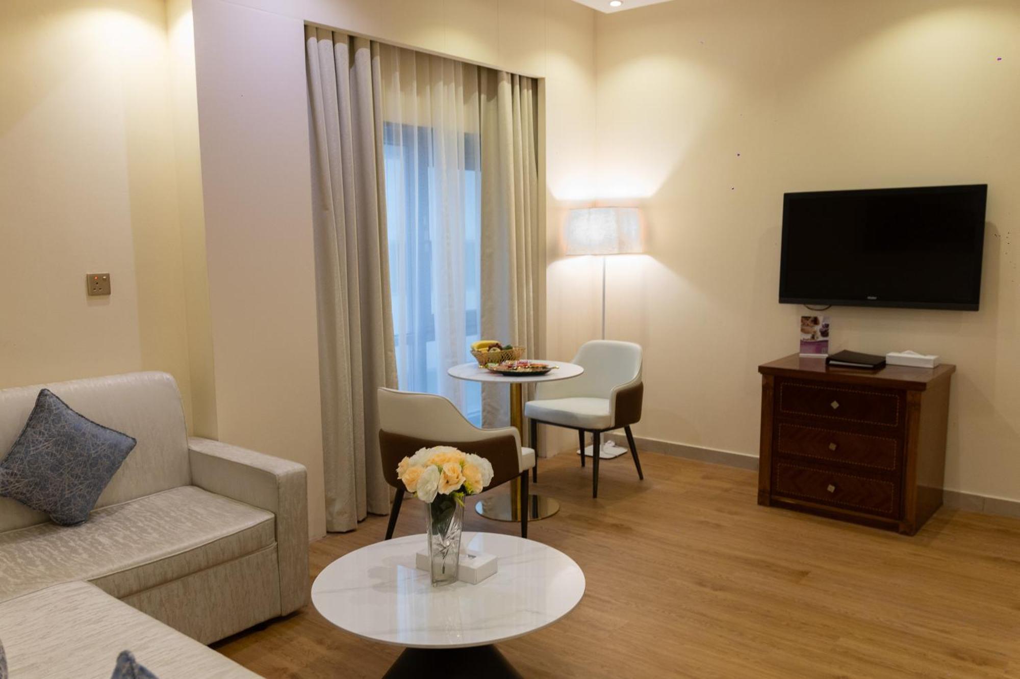 Vendome Plaza Hotel دبي المظهر الخارجي الصورة