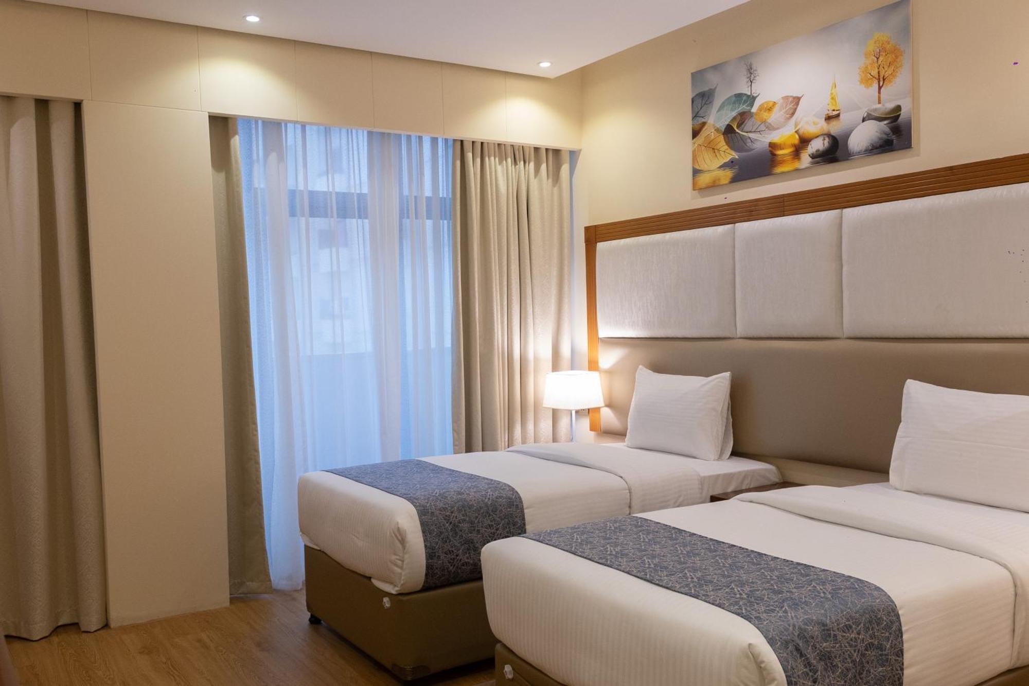 Vendome Plaza Hotel دبي المظهر الخارجي الصورة